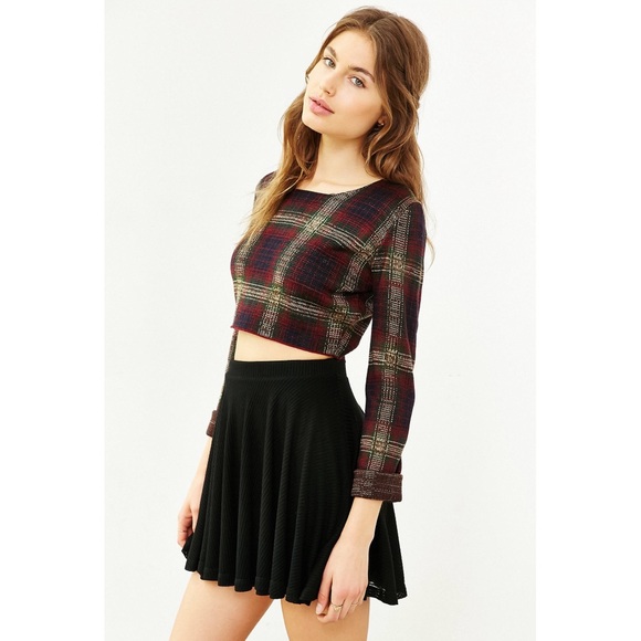 UNIF x Urban Outfitters Nevermind Cropped Sweater - Picture 3 of 10